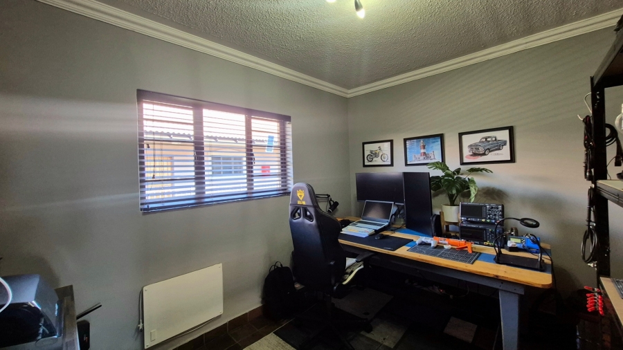 2 Bedroom Property for Sale in Die Bult North West